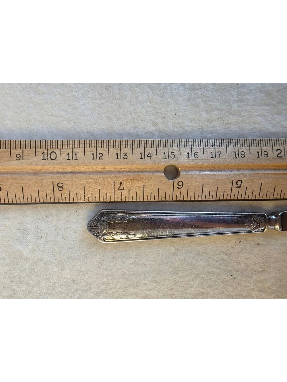 1937 National Silver Co Rose and Leaf Silverplate Master Butter Knife